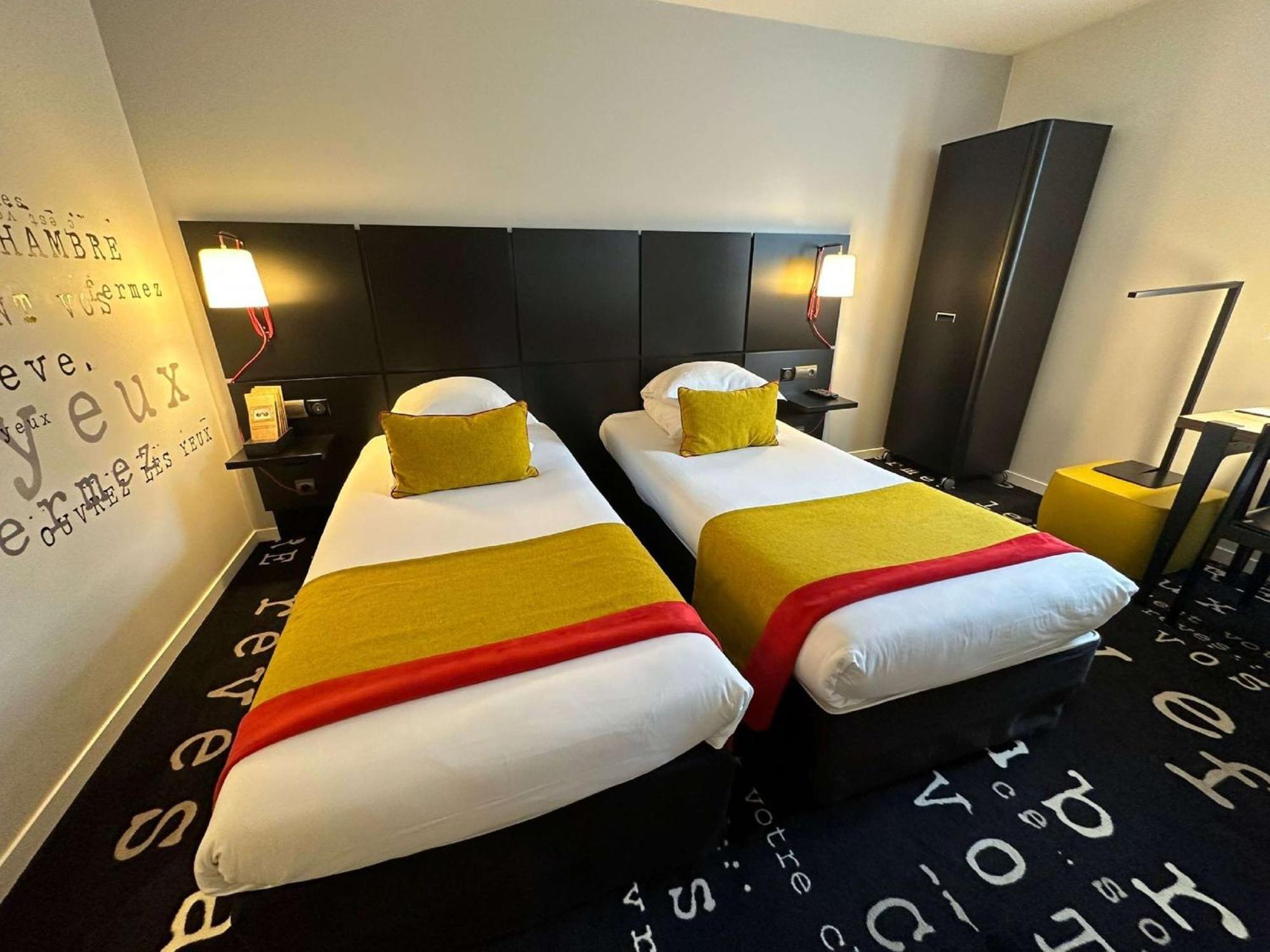 Hotel Western Centre 4*