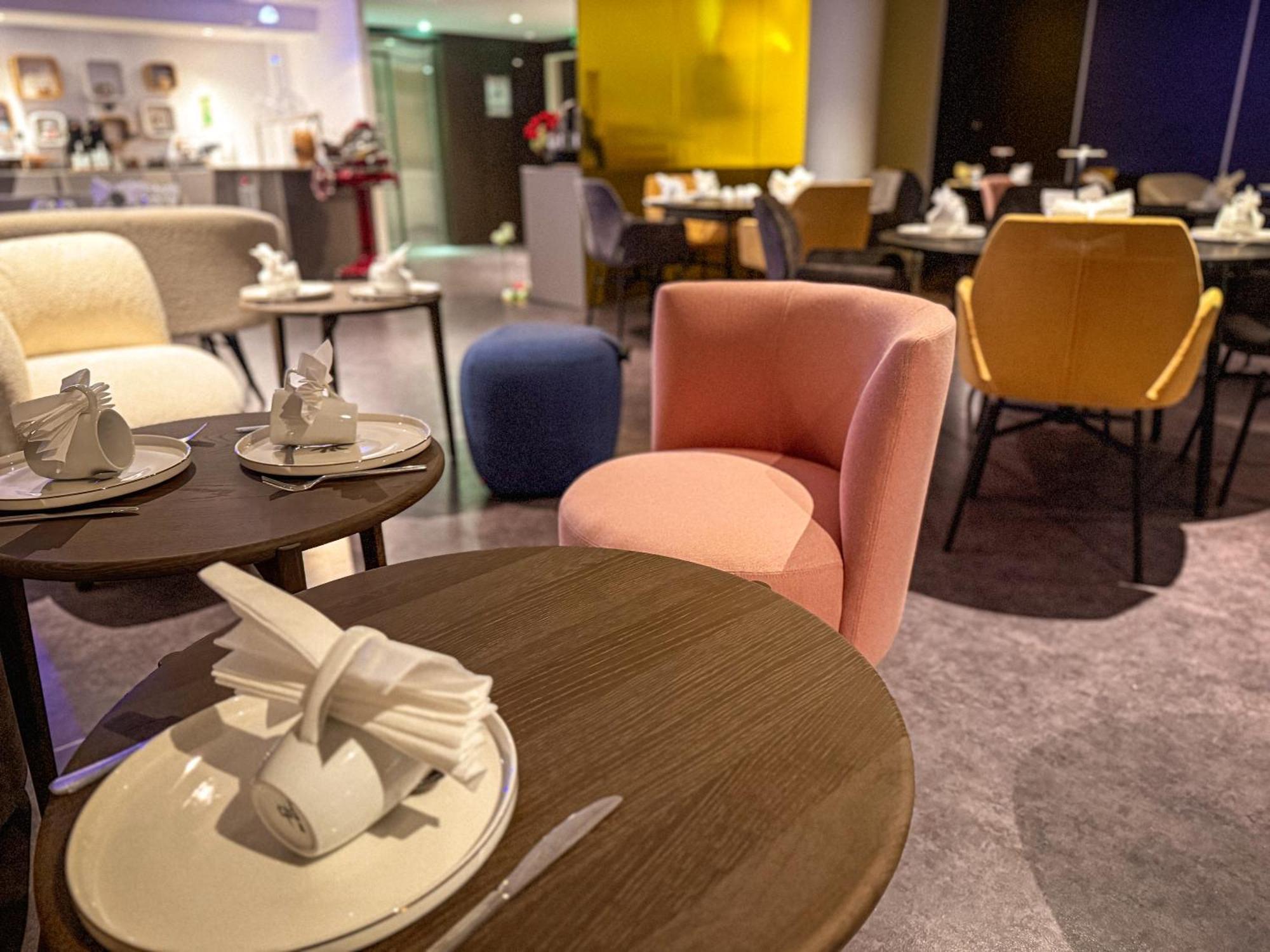 Western Centre Hotel 4*